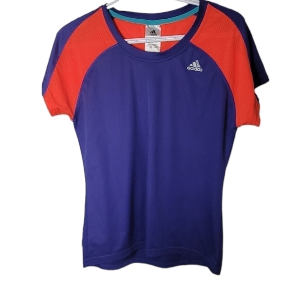 2/30 adidas purple athletic tee SZ M